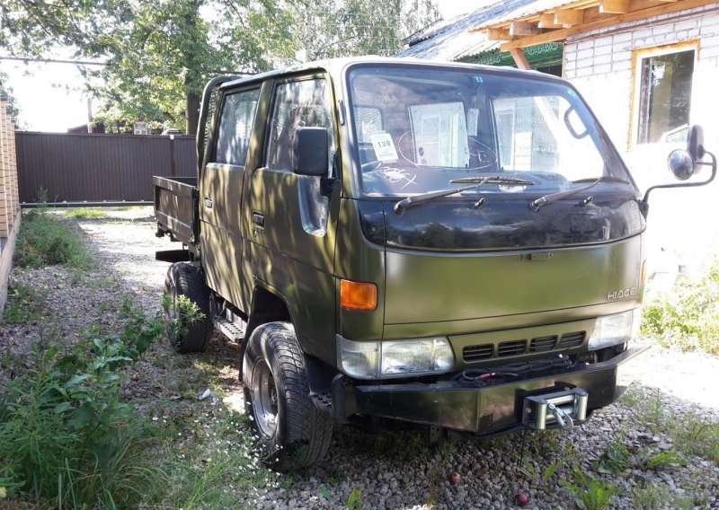 4 WD Охотник Тойота Хайс полный привод