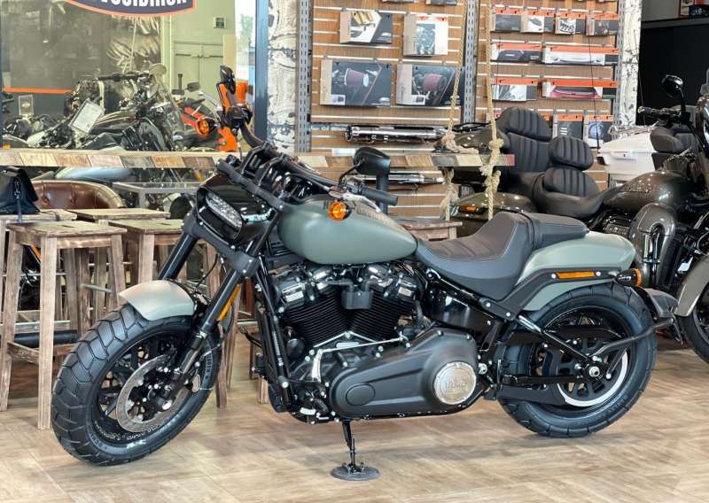 Harley-Davidson Fat Bob 2021 Deadwood Green Denim