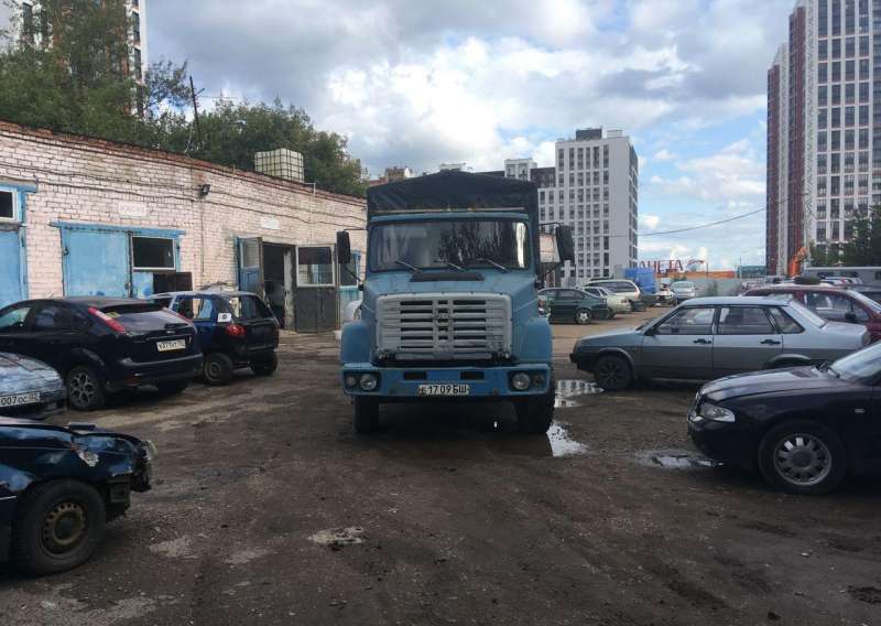 ЗИЛ 4331 с двумя спальными местами