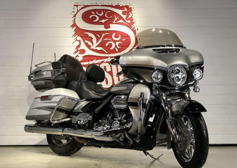 Harley Davidson CVO Ultra, 45000 км, 2017