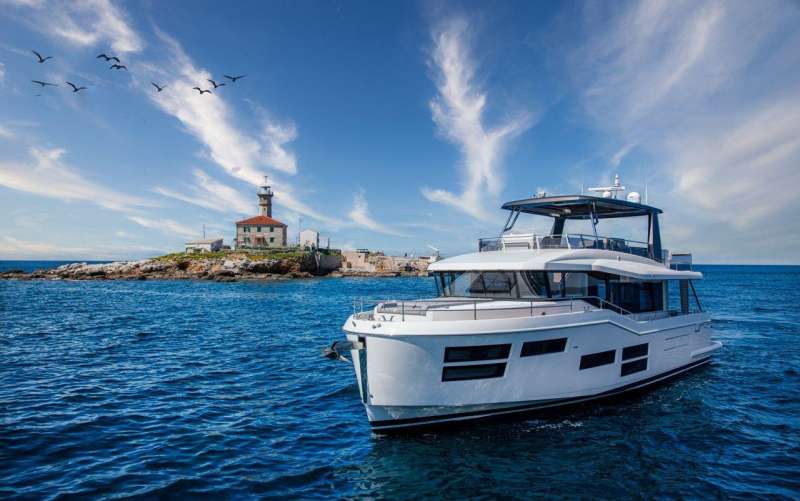 Beneteau Grand Trawler 62