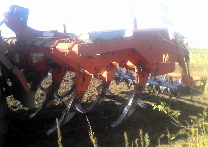 Глубокорыхлитель artiglio 400/ 9 зубьев