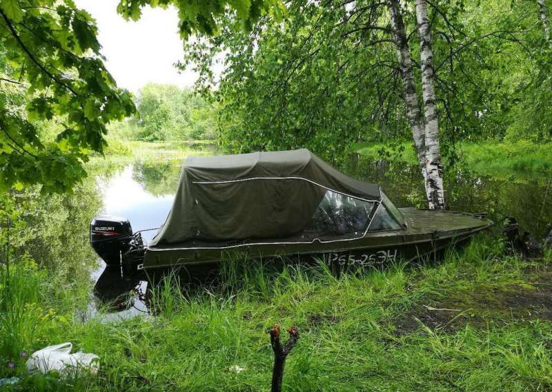 Продам лодку Казанку 5м с мотором suzuki DF25
