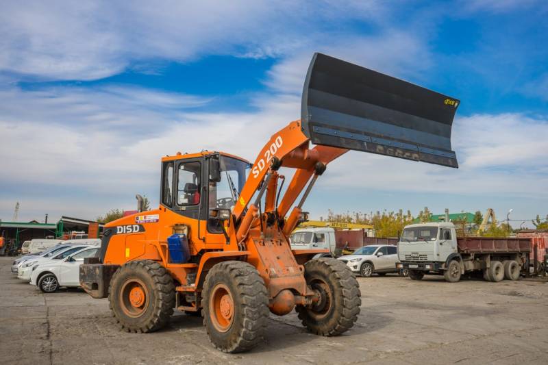 Снежный отвал с гидр. поворотом для Mitsuberg ML333