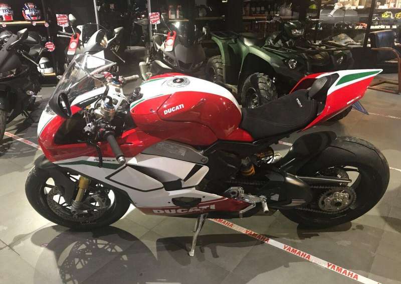 Мотоцикл Ducati Panigale V4S Speciale