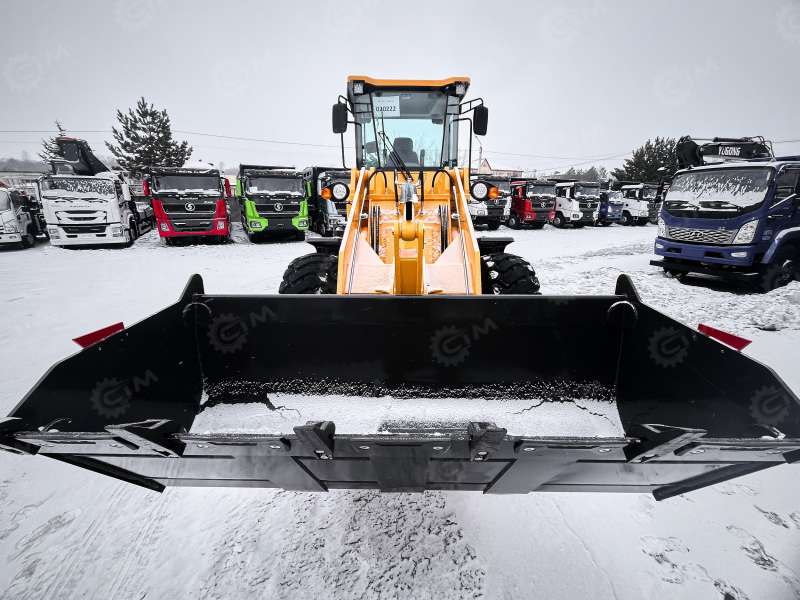 Фронтальный погрузчик Yugong 933