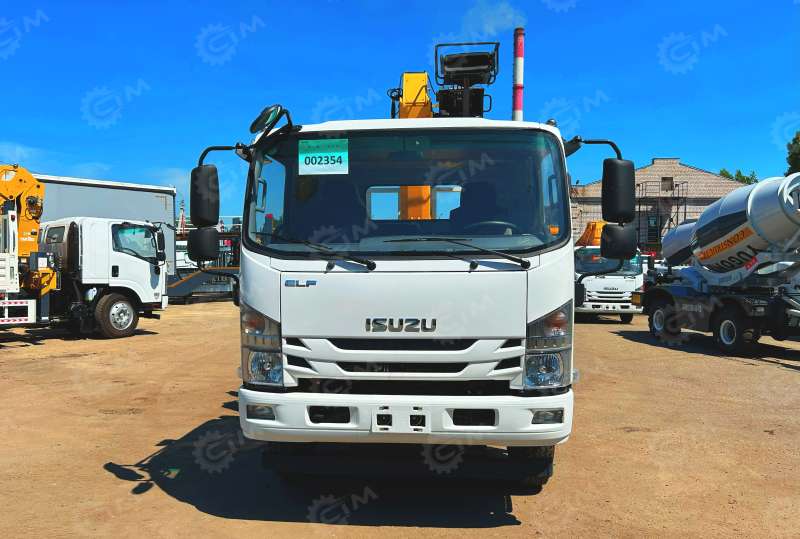 Бортовой грузовик Isuzu 4x2 дв 139kw гп 6т c КМУ