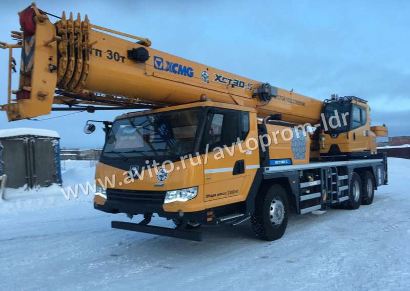 Магистральный автокран xcmg XCT 30 тонн 42 метра