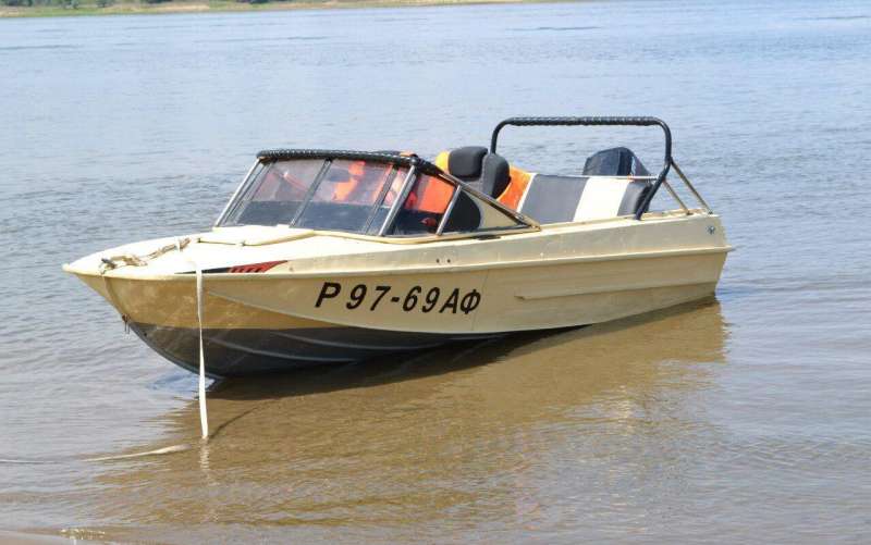 Продаётся лодка Казанка 5М4 с мотором Меркурий 60