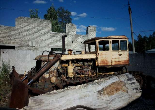 Т 180. Брянский бульдозер т180. Бат т180. ДТ 180 бульдозер. Бульдозер баз т 180.