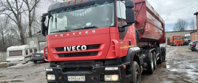 Продаю iveco trakker c полуприцепом Грюнвальд 9453