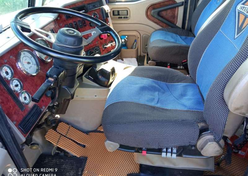 International 9400i, 2004