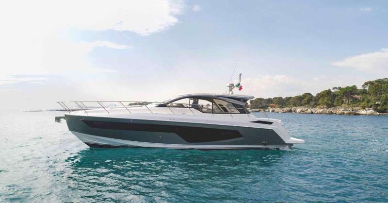 Моторная яхта Azimut Atlantis 51, 2023