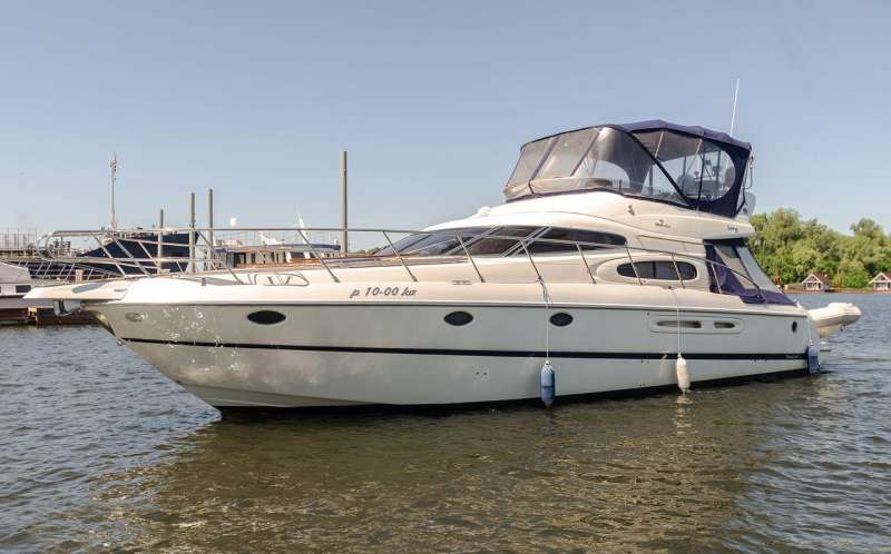 Яхта с флайбриджем Cranchi Atlantique 48