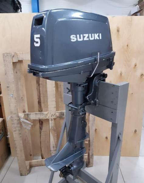 2х тактный лодочный мотор Suzuki DT5 б/у