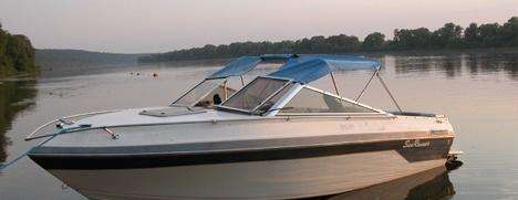 Катер каютный SUN runner 195 CV