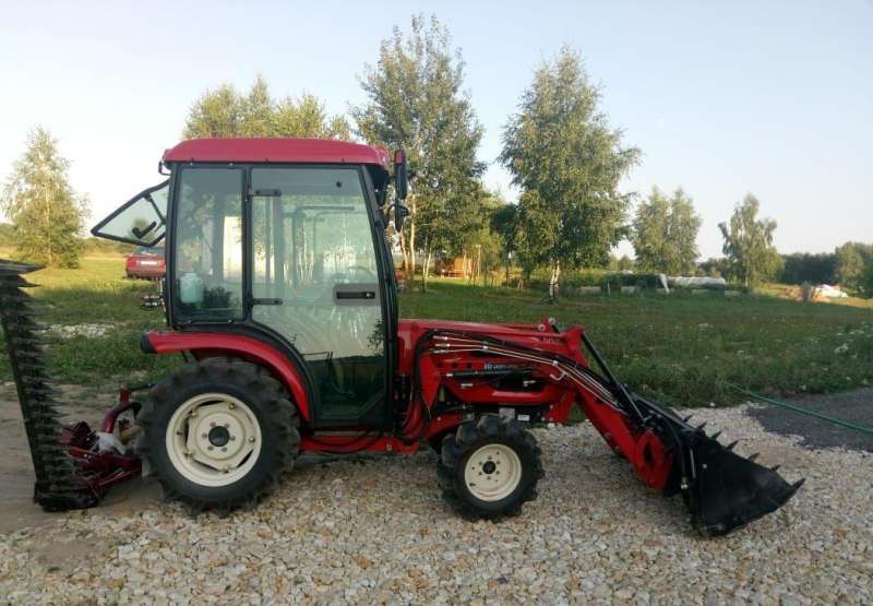 Минитрактор Branson 2500