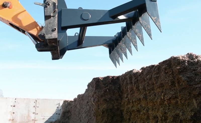 Грабли для силоса на телескопический погрузчик JCB