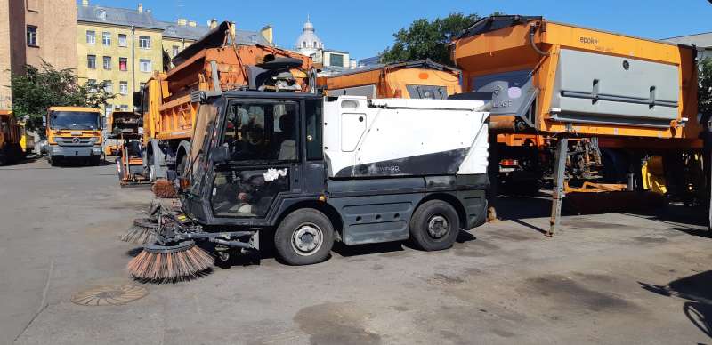 Вакуумный автопылесос в аренду