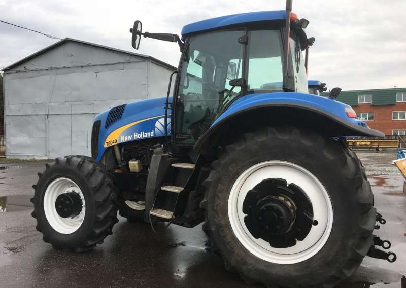 Трактор Нью Холланд - New Holland T8040