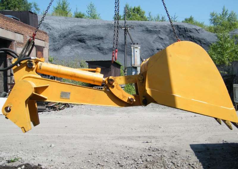 Экскаваторная навеска на погрузчик UN-053(Чехия)