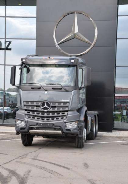 Седельный тягач Mercedes-Benz Arocs 3348 AS 6Х6