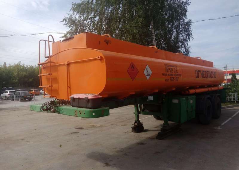 Полуприцеп бензовоз Нефаз 9693, 2001