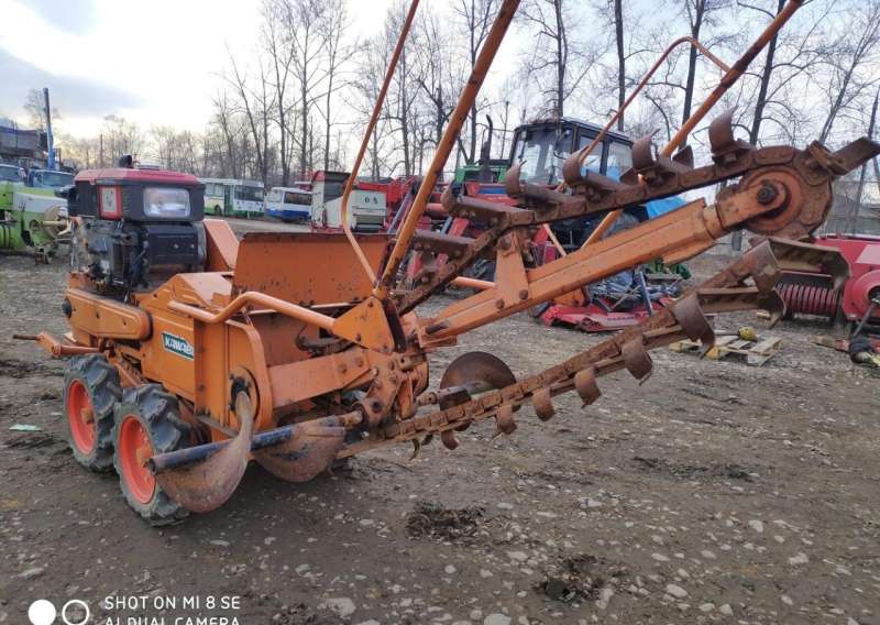 Траншеекопатель Японский. Kawabe F-45LH Бара 1 м