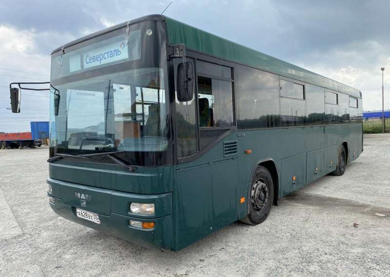 Междугородний / Пригородный автобус MAN SU, 2000