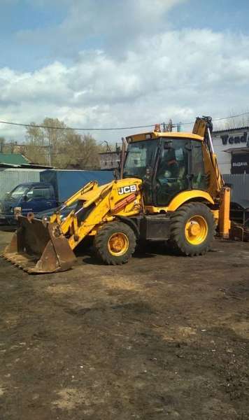 Экскаватор погрузчик JCB 3CX