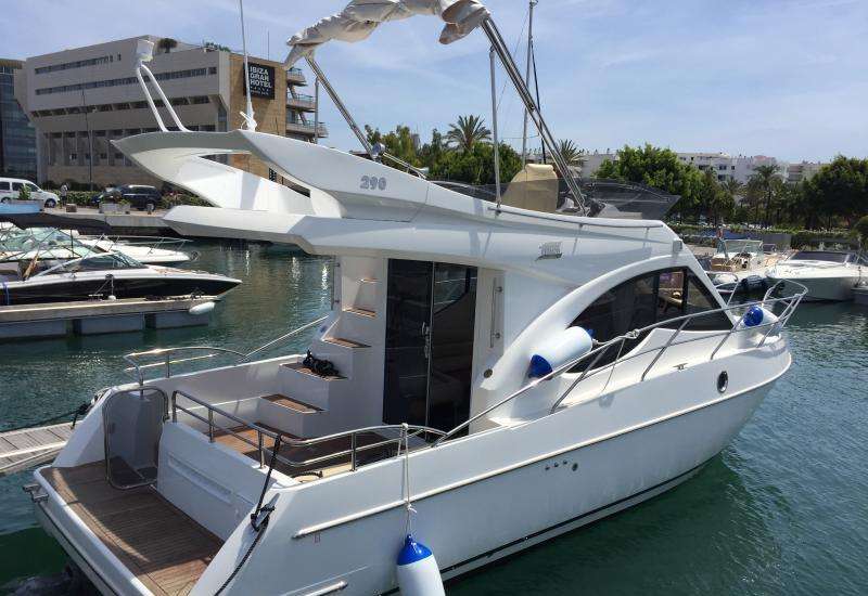 Galeon 290 Fly верфь