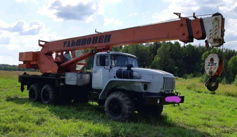 Aвтокран 6*6 25 тонн