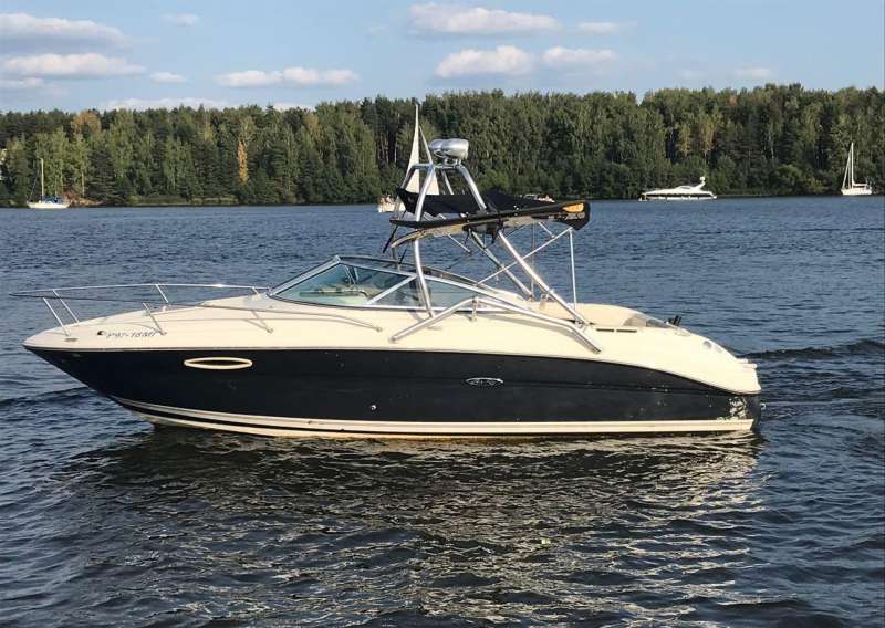 Катер SeaRay 215 weekender