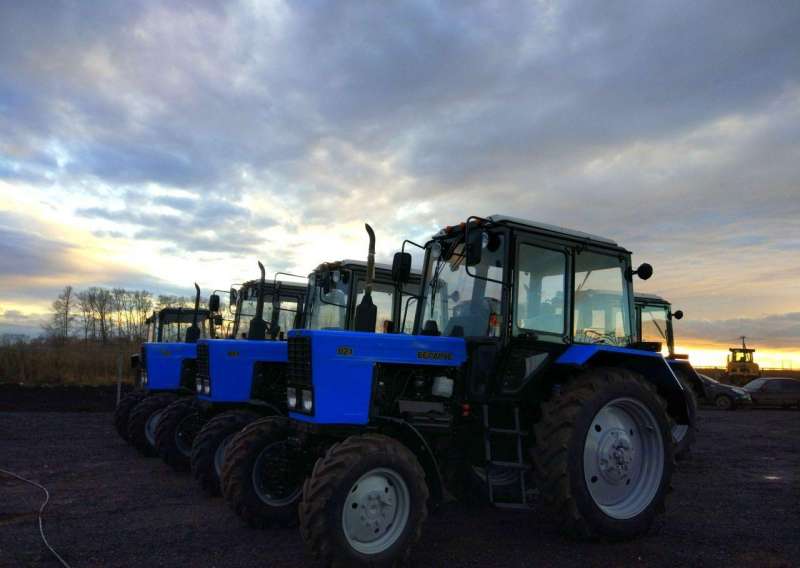 Трактор "Беларус-82.1" (мтз)