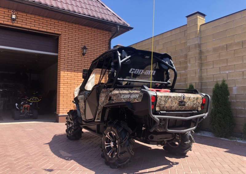 Продам can am commander 800
