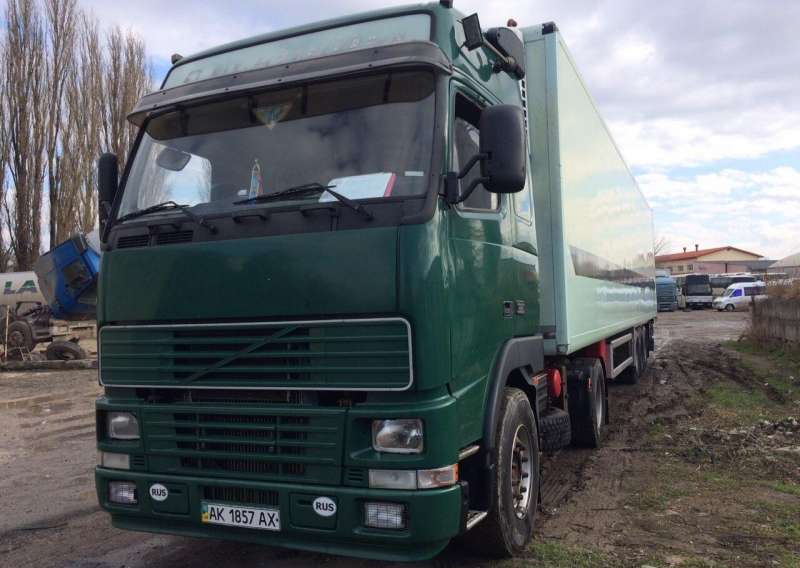 Тягач volvo fh12 г. в.2000