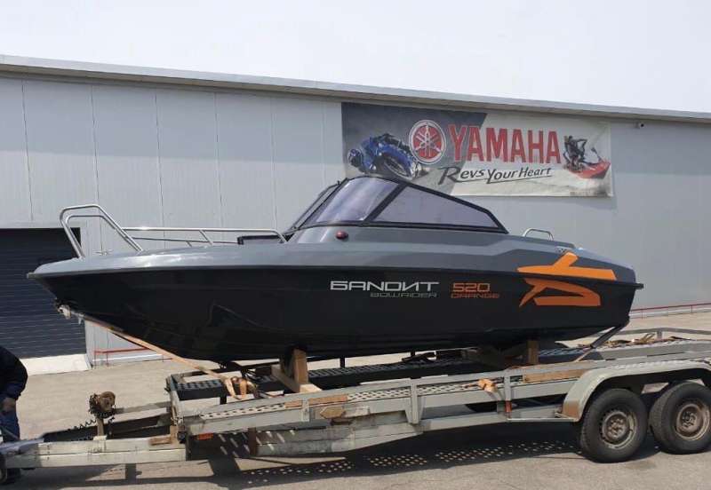 Катер Бандит Б-520