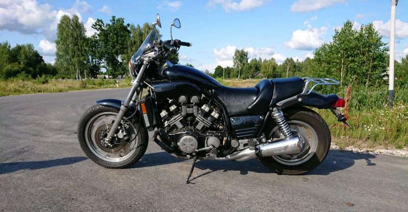 Yamaha V-MAX 1200