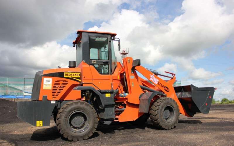 Фронтальный погрузчик Redstar 3000GTS, 2022
