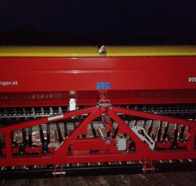 Продаю сеялку механическую Pottinger Vitasem 402A