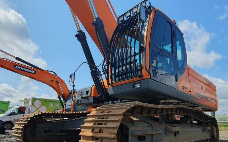 Гидроцилиндры европейских и китайских экскаваторов