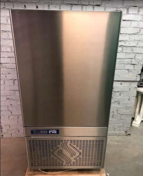 Шкаф шоковой AEF заморозки шок-10-1/1AEF (31 прог)