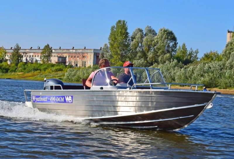 Алюминивый катер (моторная лодка) Wyatboat 490DCM