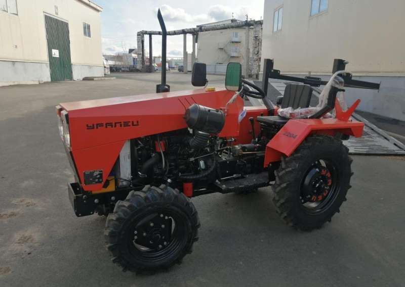 Минитрактор Уралец 2204 (4x4)