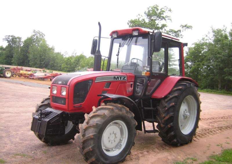 Трактор мтз 1220