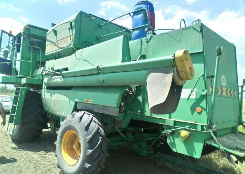 Комбайн дон 1500б