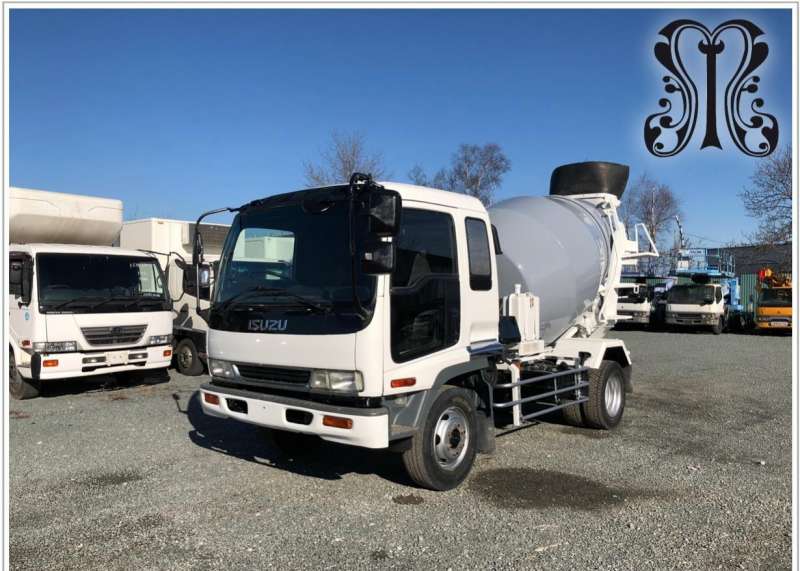 Автобетоносмеситель Isuzu Forward 3 куба продаю