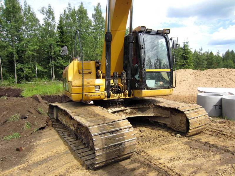 Длиннорукий болотник CAT 320 Long reach 18 м, х 2 стрел