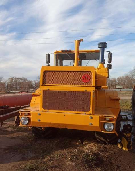 Трактор К-701 Кировчанин