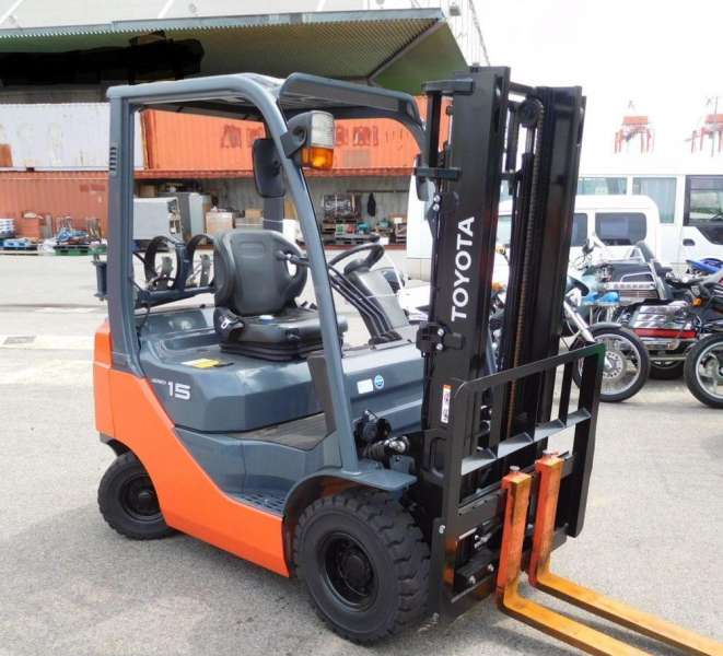 Вилочный погрузчик Toyota 02-8FG15, 2012